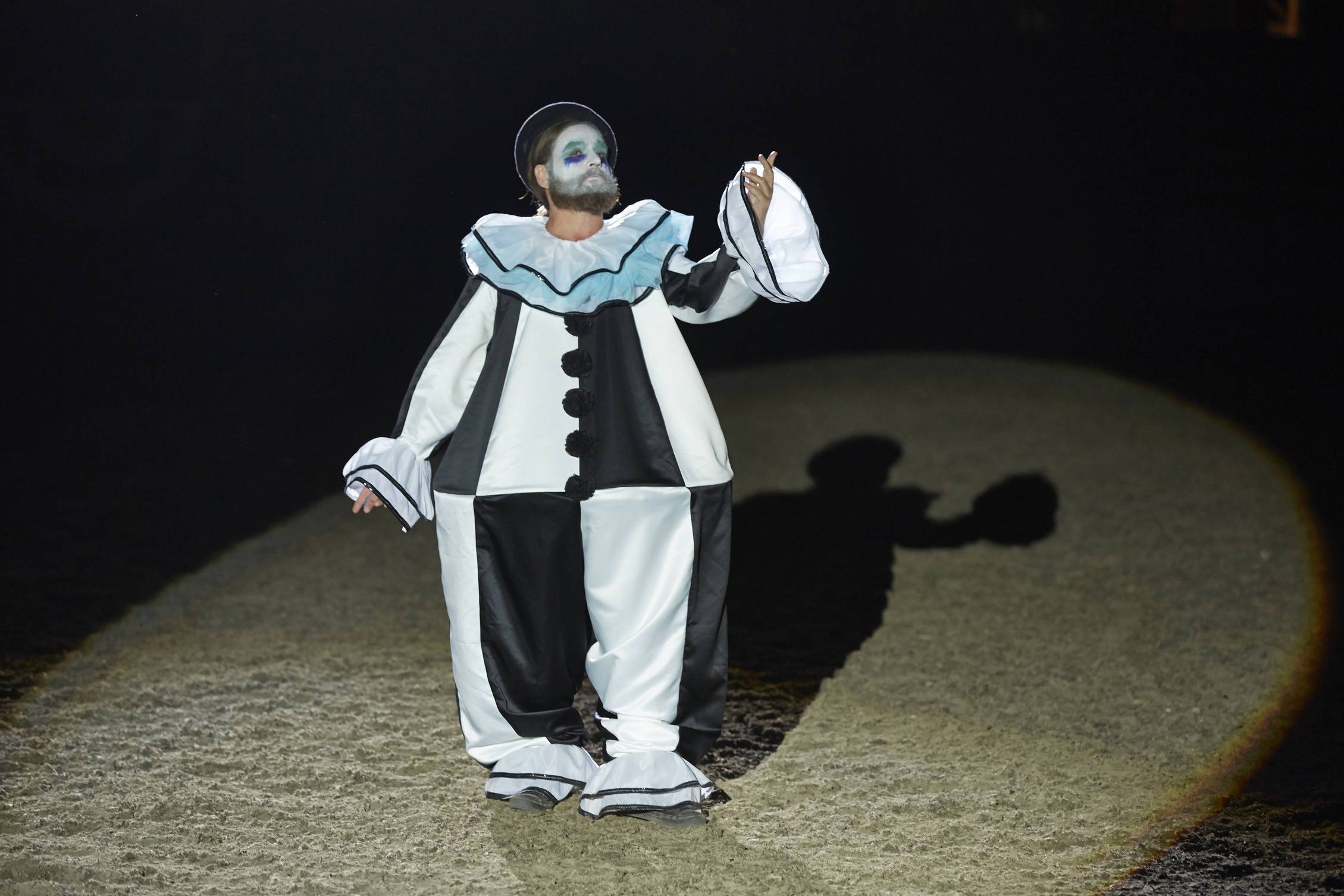 Baskets with Zach Galifianakis on FX review Series & TVSeries & TV