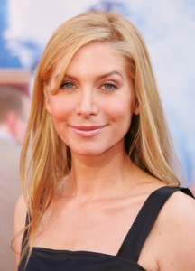 elizabeth-mitchell-juliet-burke-on-lost-cast-for-v