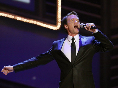 neil-patrick-harris-to host the emmys