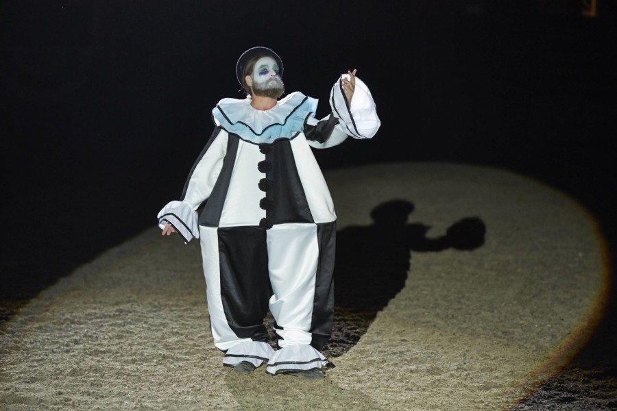 Baskets with Zach Galifianakis on FX review Series & TVSeries & TV